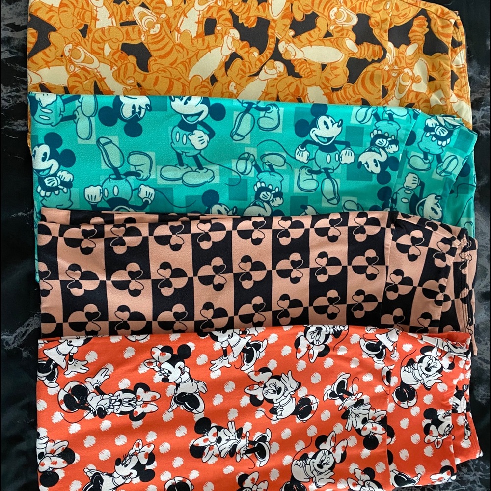 LulaRoe Disney Leggings